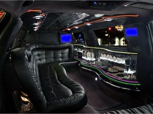 Black Chrysler 300 interior